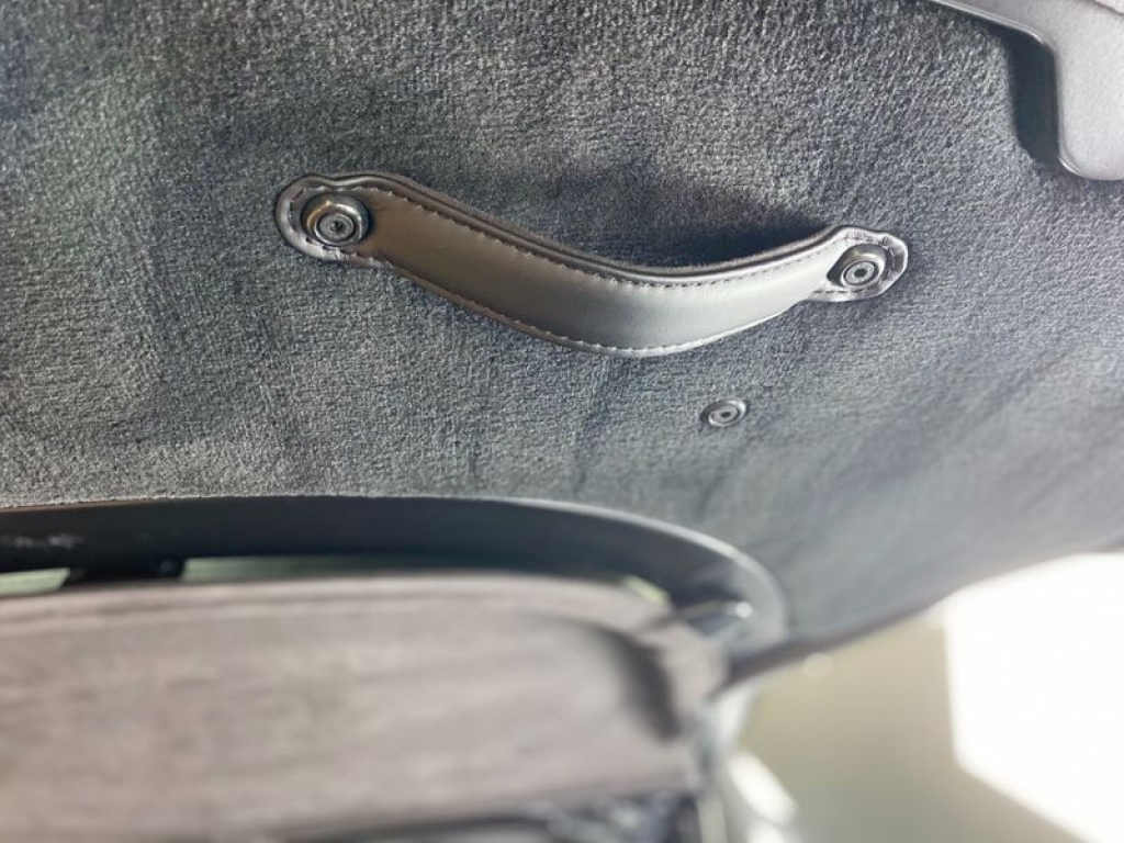 2018 ASTON MARTIN VANTAGE V8, LF68GXC, Photo