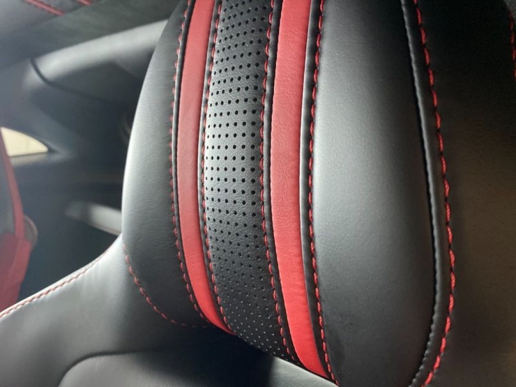 2018 ASTON MARTIN VANTAGE V8, LF68GXC, Photo