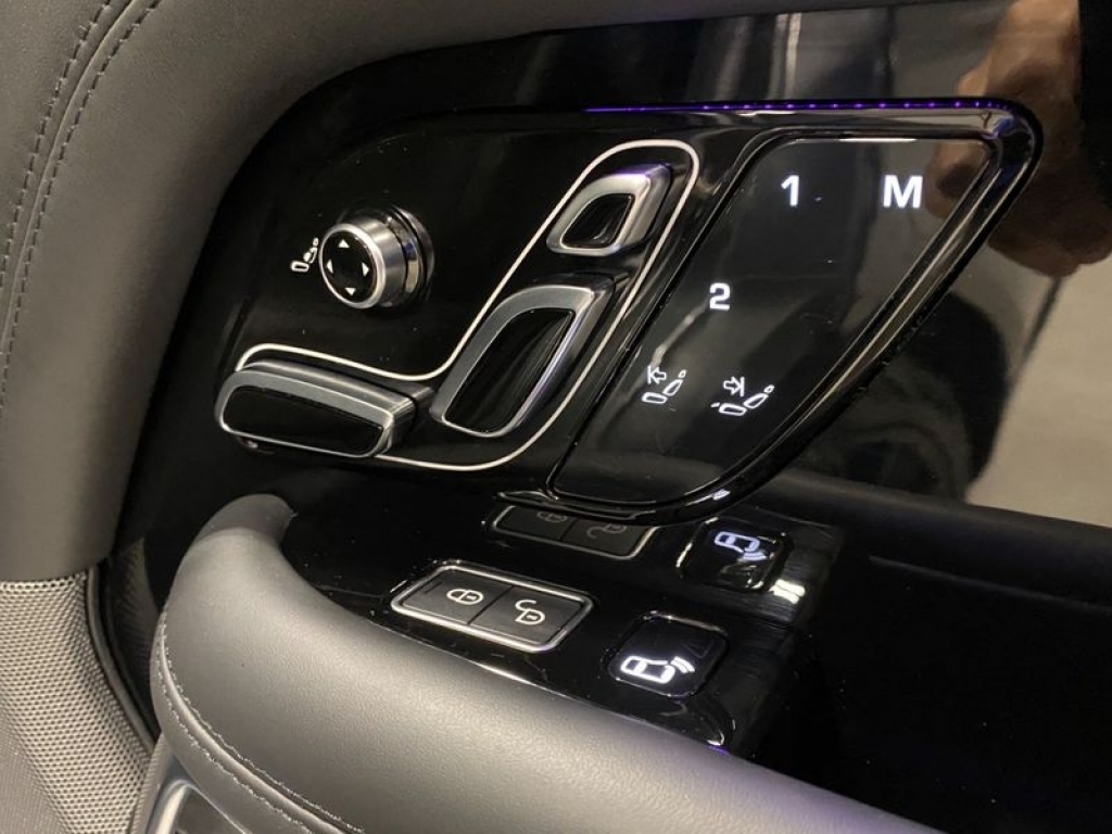 2018 LAND ROVER RANGE ROVER Sdv8 Autobiography, KL18ZKR, Photo