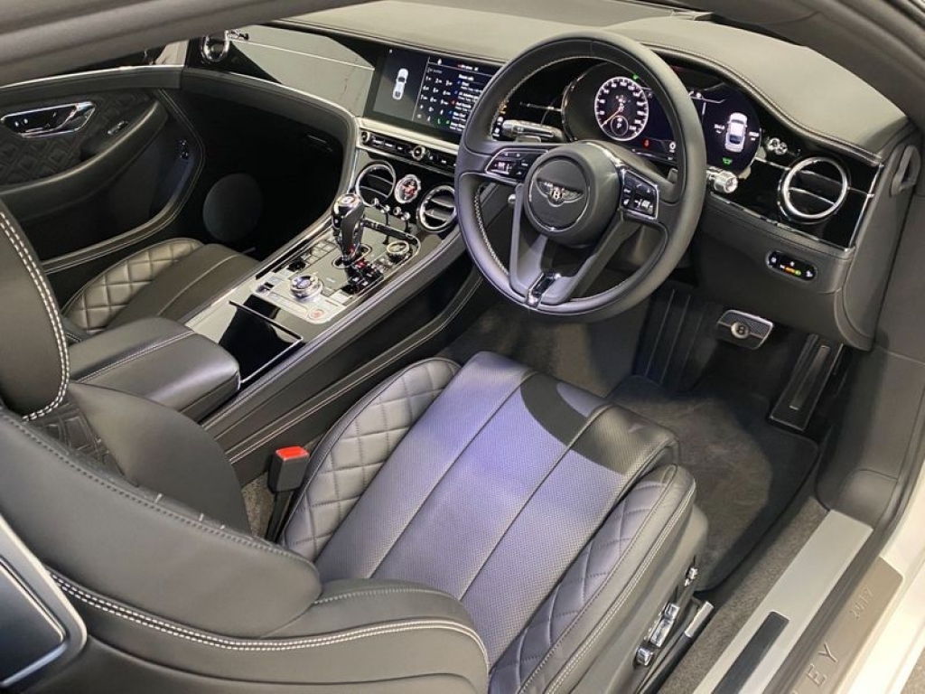 2019 BENTLEY CONTINENTAL GT, NJ19WKS, Photo