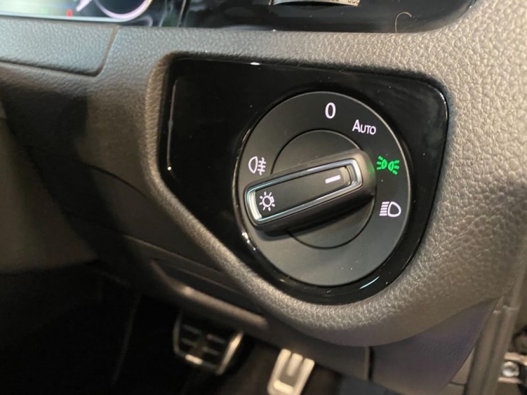 2019 Volkswagen  Golf R DSG 4Motion, Y66JWH, Photo