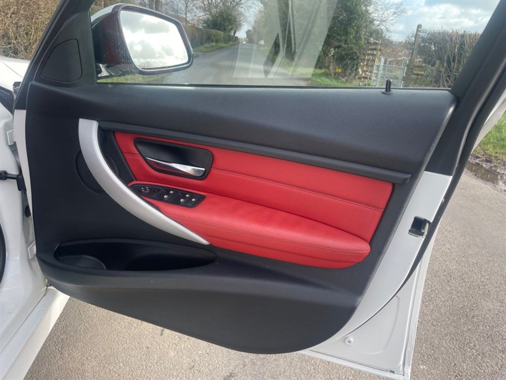 2014 Bmw 320d 320d M Sport, 6843784-31607, Photo