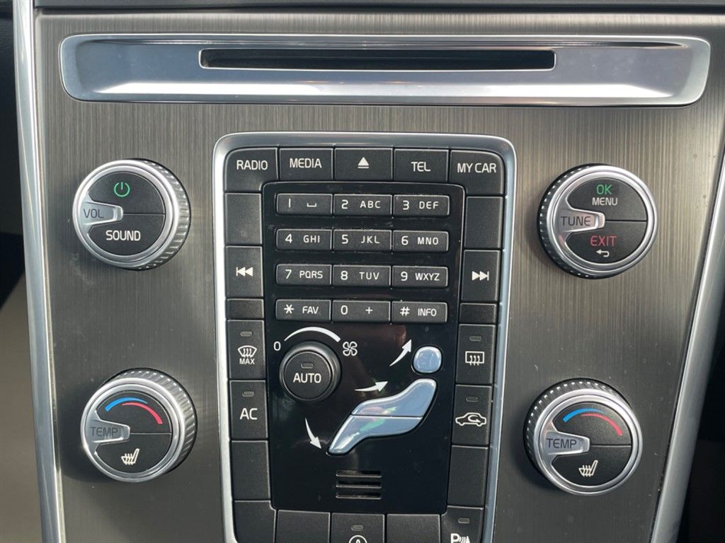 2015 Volvo Xc60 D4 Se, 6840160-31607, Photo