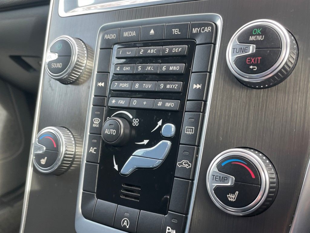 2015 Volvo Xc60 D4 Se, 6840160-31607, Photo