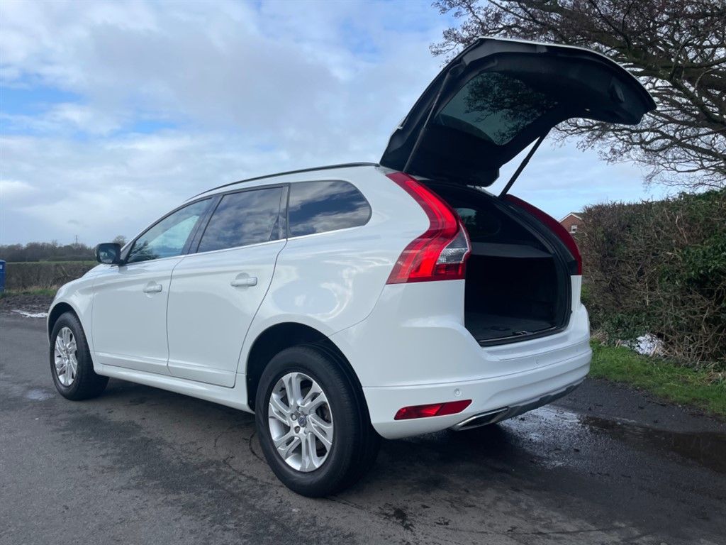 2015 Volvo Xc60 D4 Se, 6840160-31607, Photo