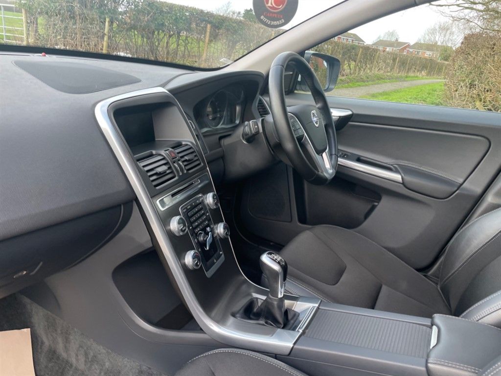 2015 Volvo Xc60 D4 Se, 6840160-31607, Photo