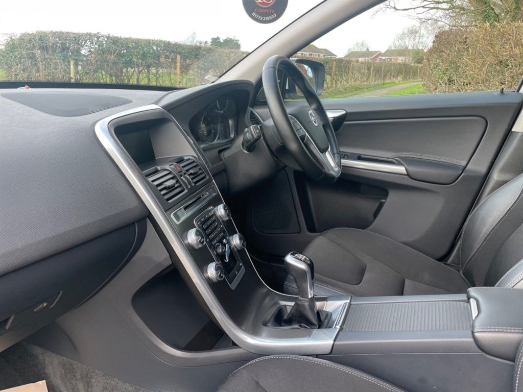 2015 Volvo Xc60 D4 Se, 6840160-31607, Photo