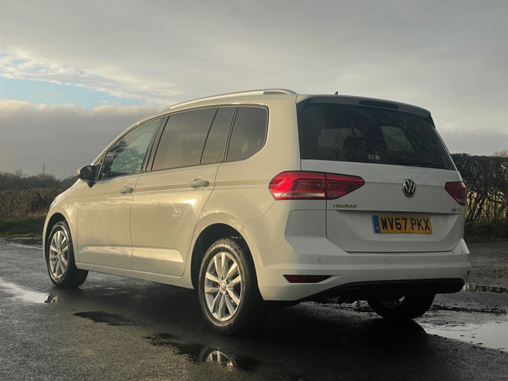 2017 Volkswagen Touran Se Family Tdi Bluemotion Technology, 6815113-31607, Photo