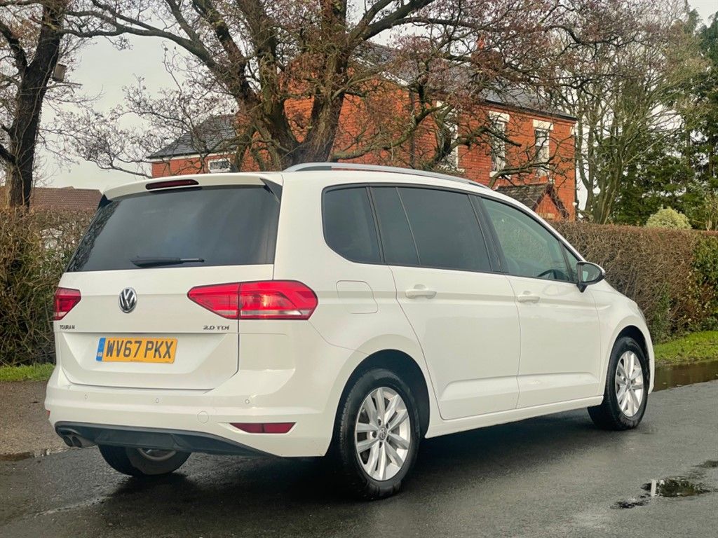 2017 Volkswagen Touran Se Family Tdi Bluemotion Technology, 6815113-31607, Photo