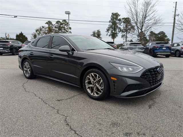 2021 Toyota Camry SE Auto (SE), P4207A, Photo 1