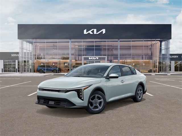 2021 Kia Forte LXS IVT, K10093A, Photo 1