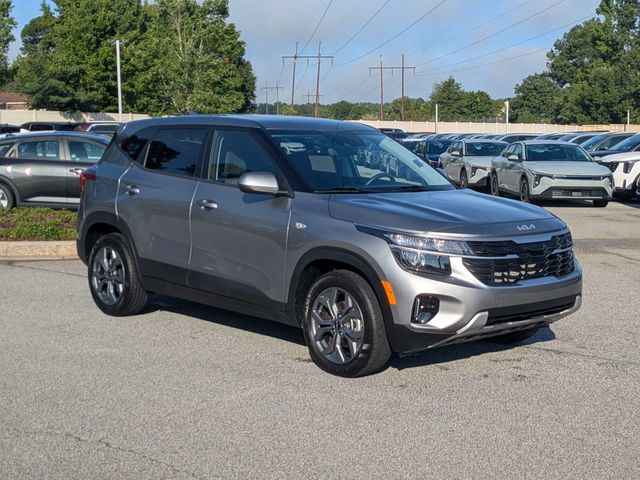 2022 Kia Telluride LX FWD, K11104A, Photo 1