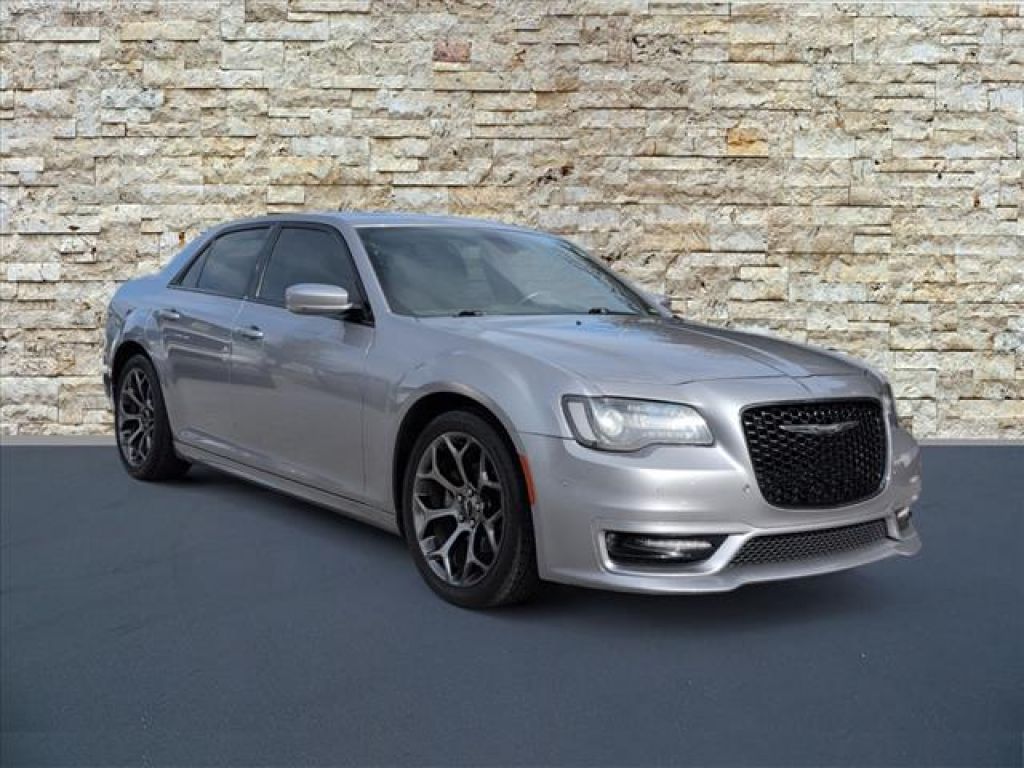 2014 Chrysler 300 4-door Sedan 300S AWD, T143238, Photo 1
