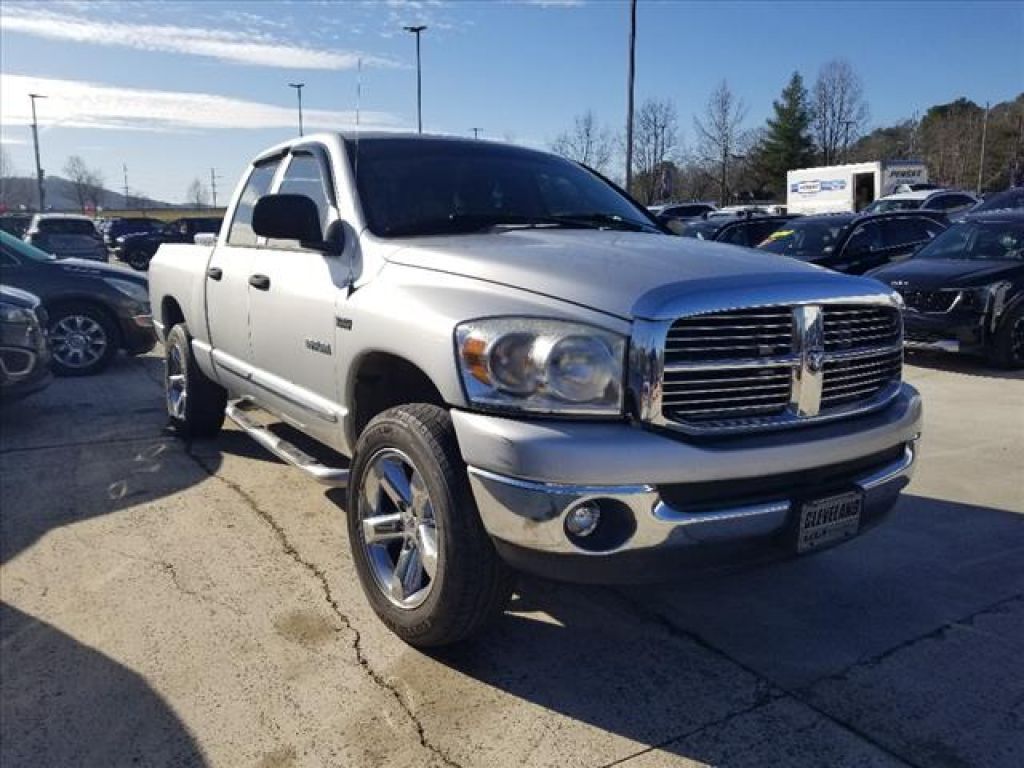 2013 Ram 1500 2WD Quad Cab 140.5" SLT, T512992, Photo 1