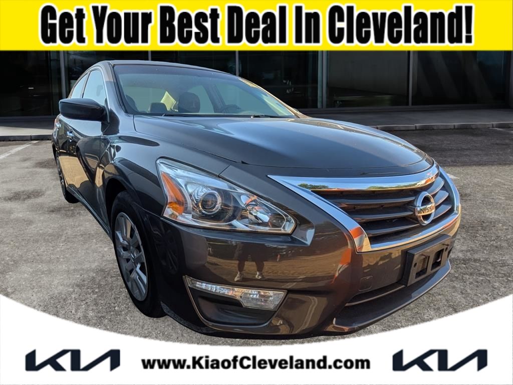 2016 Nissan Altima 4-door Sedan I4 2.5 S, T235655, Photo 1