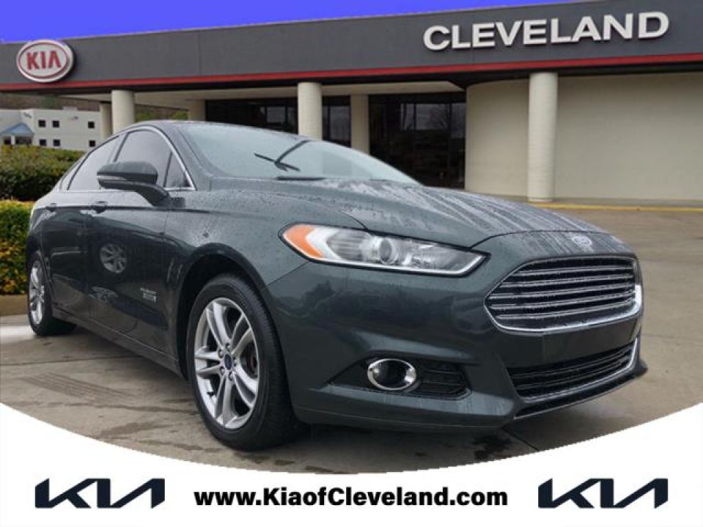 2016 Ford Fusion 4-door Sedan Titanium FWD, T118102, Photo 1