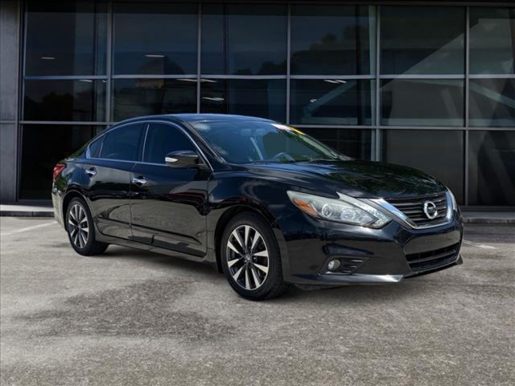 2013 Nissan Altima 4-door Sedan I4 2.5 SL, T205106, Photo 1