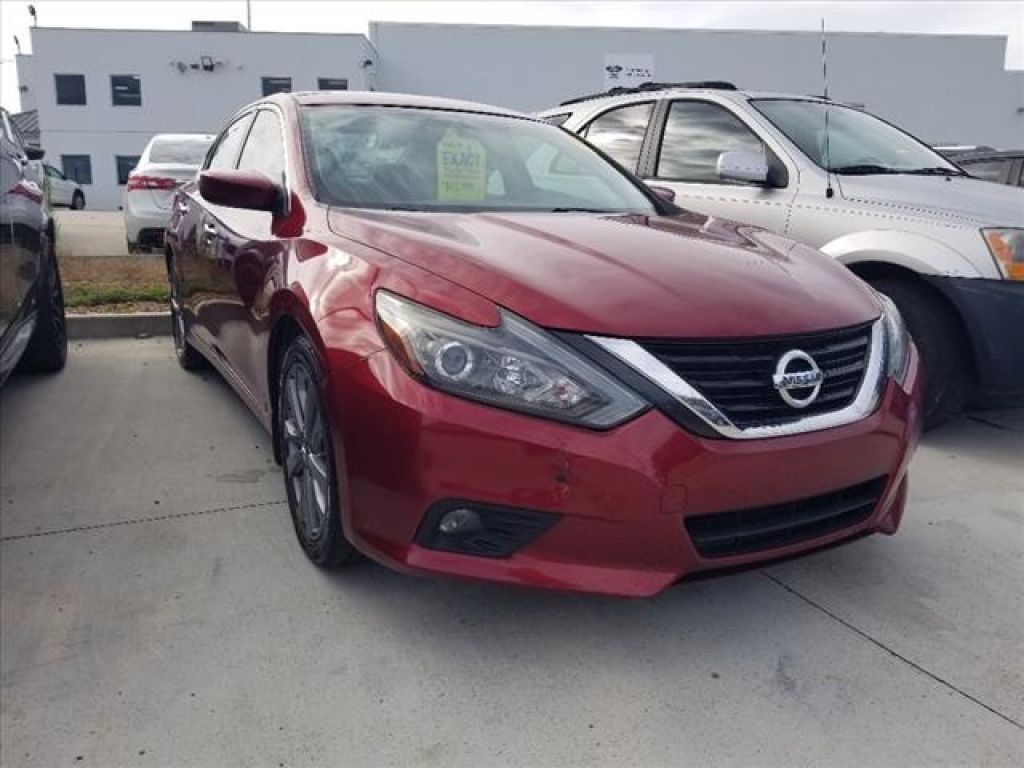 2021 Nissan Versa SV CVT, T817655, Photo 1