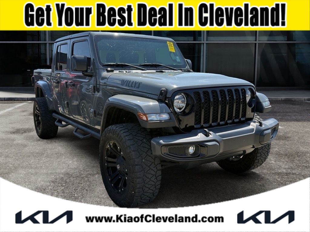 2024 Chevrolet Silverado 2500HD 4WD Crew Cab 159" LT, T201970, Photo 1