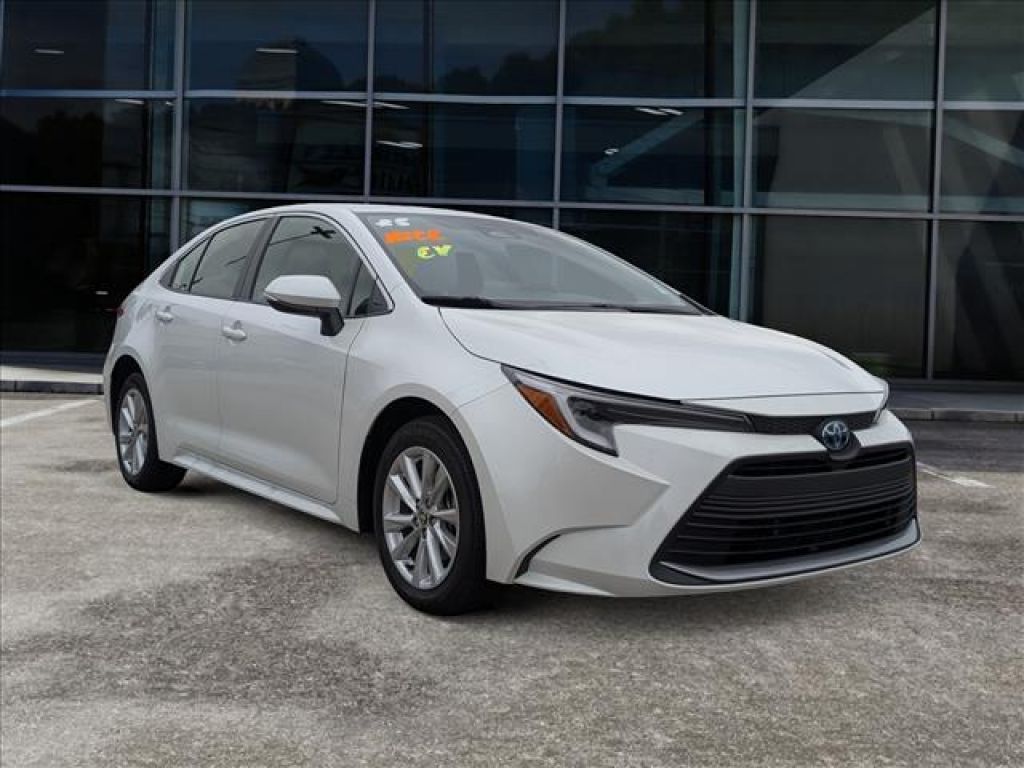 2014 Toyota Avalon Hybrid 4-door Sedan Limited, P020252, Photo 1