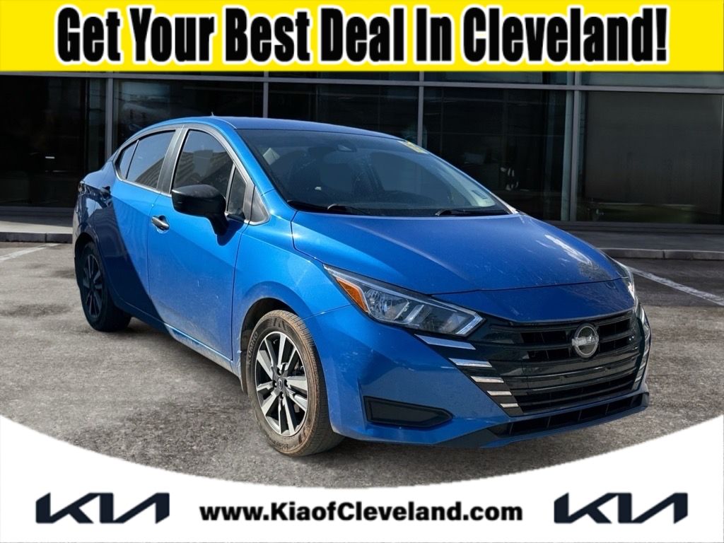 2017 Nissan Altima 2.5 SR Sedan, T124904, Photo 1