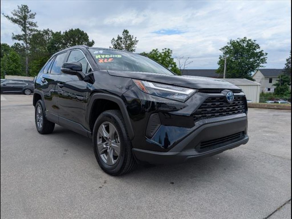 2016 Toyota RAV4 FWD 4-door XLE, T240539, Photo 1