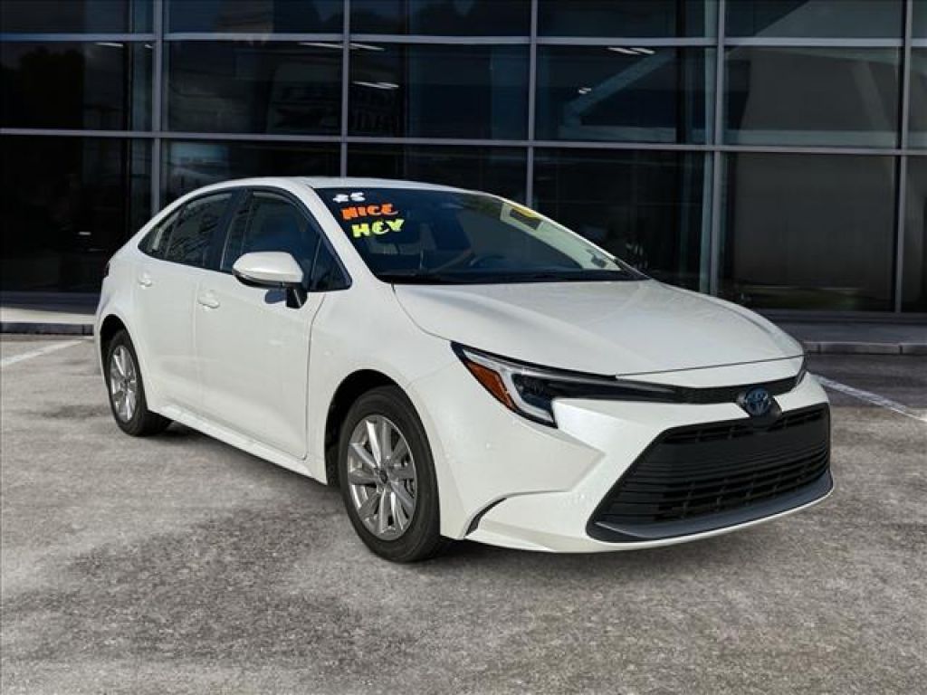 2014 Toyota Avalon Hybrid 4-door Sedan Limited, P020252, Photo 1