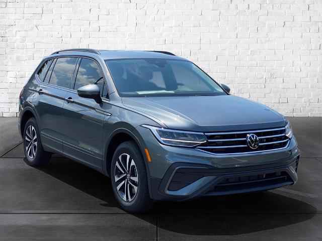 2023 Volkswagen Tiguan 2.0T SE R-Line Black FWD, V141413, Photo 1