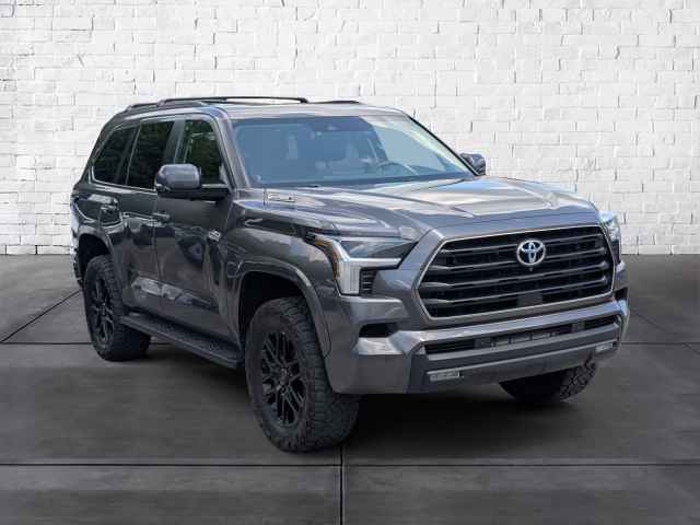 2021 Toyota RAV4 XLE AWD, T173148, Photo 1