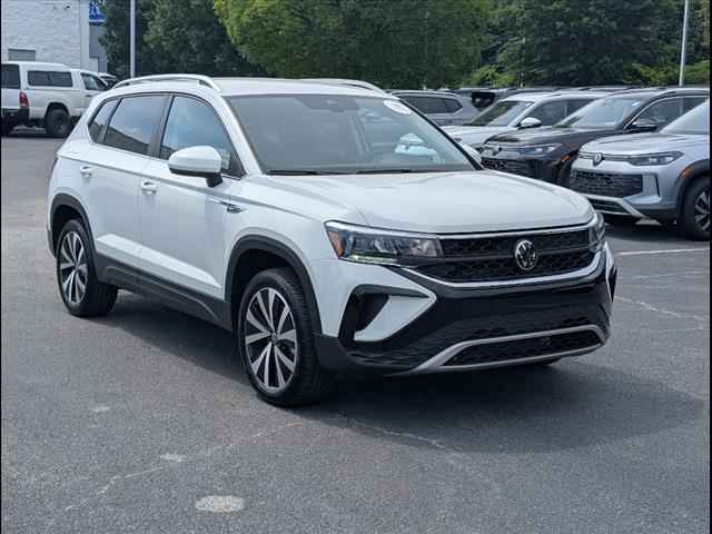 2024 Volkswagen Taos SE FWD, P108488, Photo 1