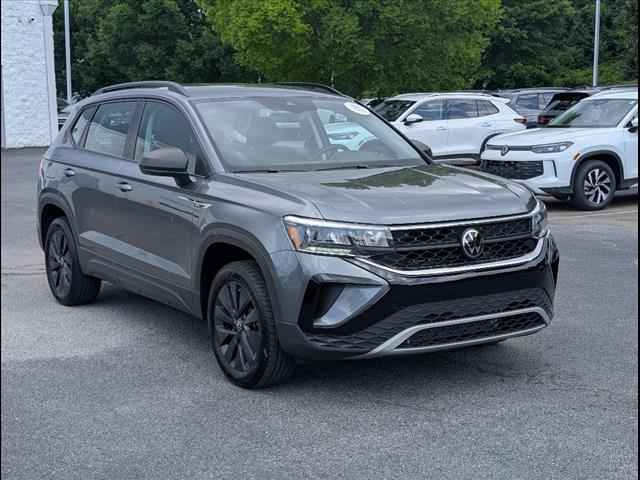 2024 Volkswagen Taos SE FWD, P068937, Photo 1