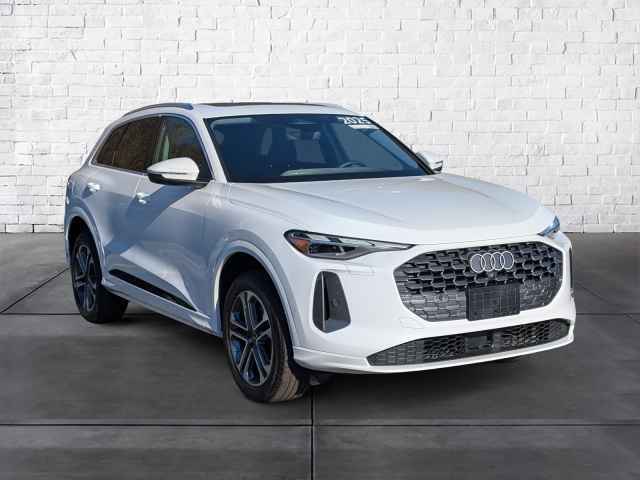 2025 Audi Q3 S line Premium 45 TFSI quattro, AL098819, Photo 1