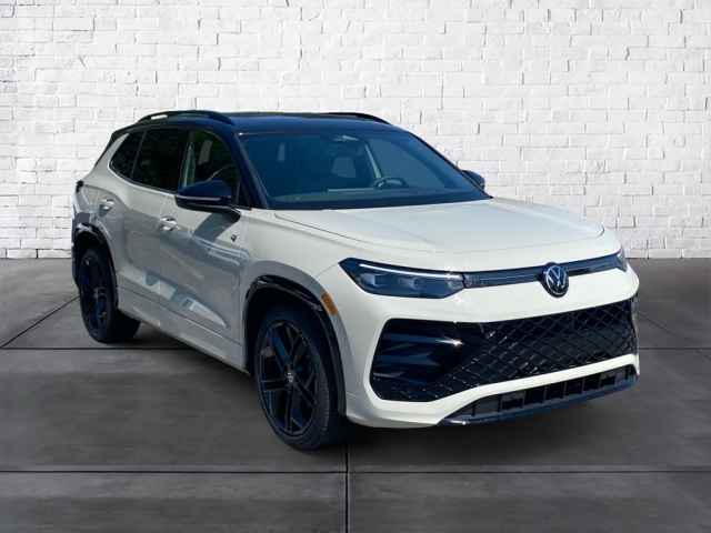 2025 Volkswagen Tiguan 2.0T SE R-Line Black FWD, V068718, Photo 1