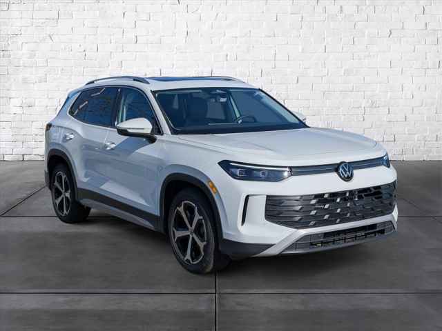 2026 Volkswagen Tiguan 2.0T SE R-Line Black FWD, V005516, Photo 1