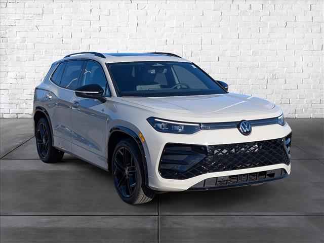 2026 Volkswagen Tiguan 2.0T SE R-Line Black FWD, V065269, Photo 1