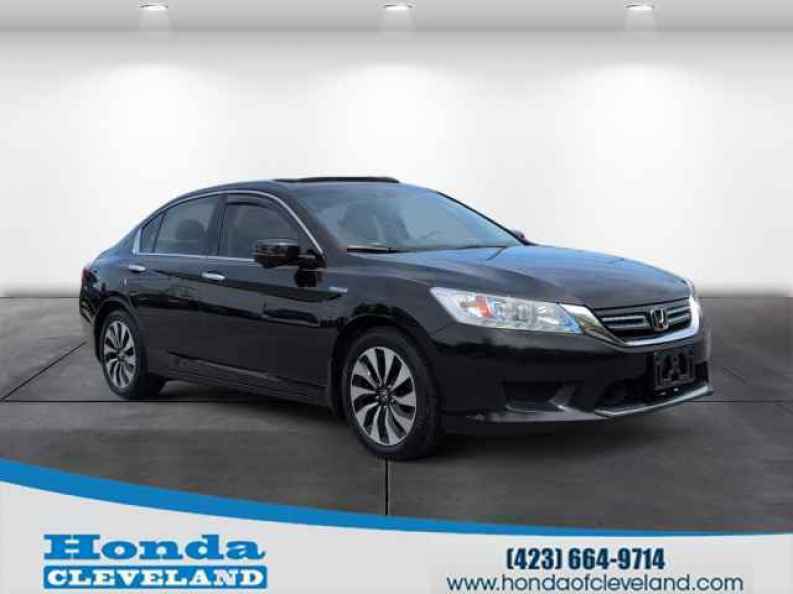 2015 Honda Accord Hybrid Touring's photo
