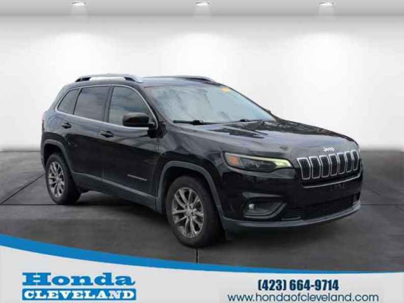 2019 Jeep Cherokee Latitude Plus's photo