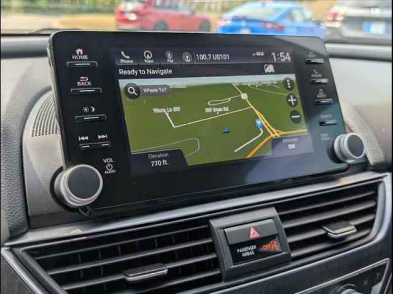 2022 Honda Accord Touring - Photo 11