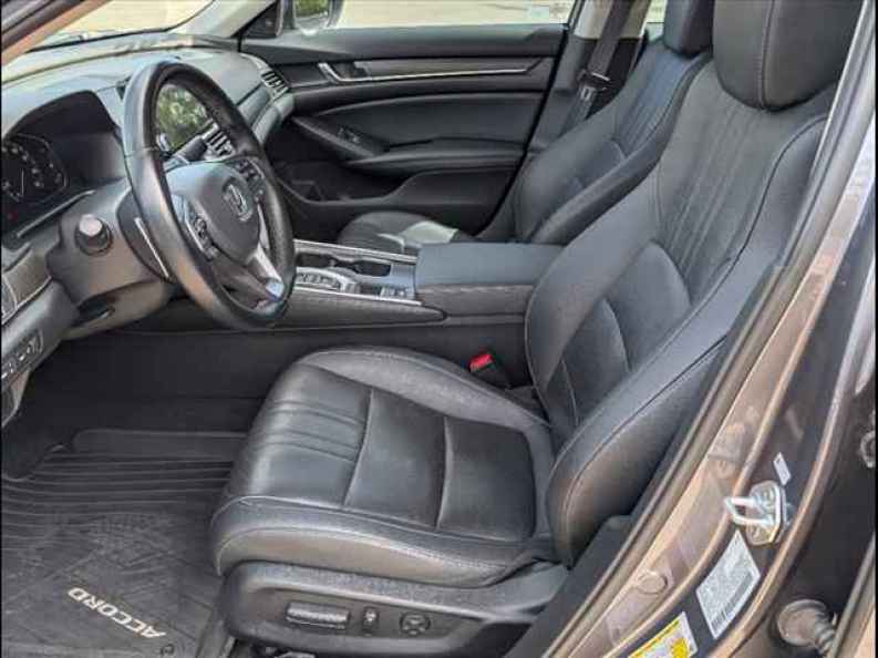 2022 Honda Accord Touring - Photo 14