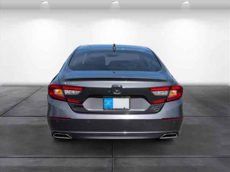 2022 Honda Accord Touring - Photo 5