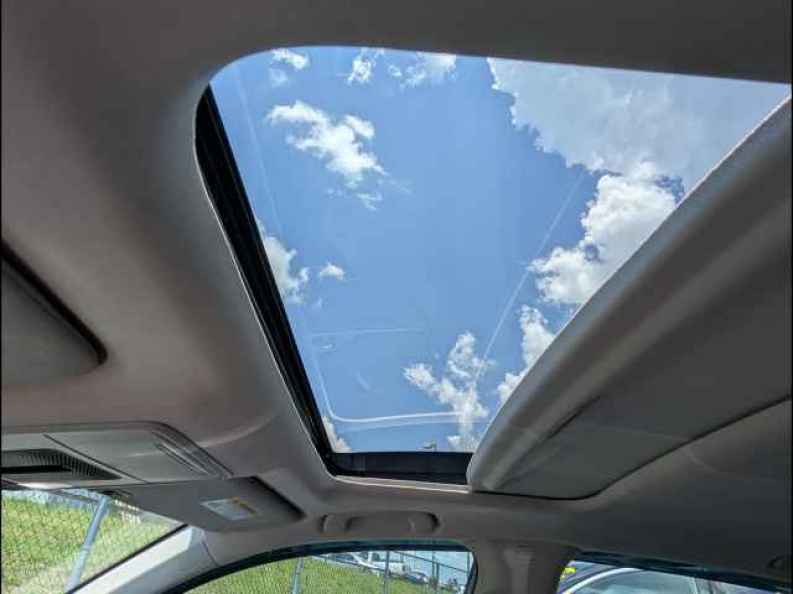 2024 Honda Civic Touring - Photo 12