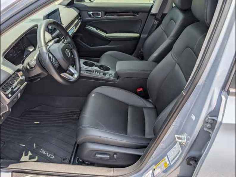 2024 Honda Civic Touring - Photo 13