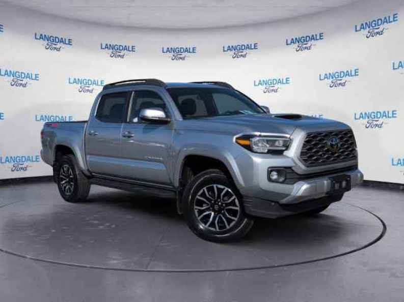 2022 Toyota Tacoma TRD Sport - Photo 2