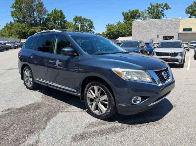 2013 Nissan Pathfinder Platinum 4WD's photo