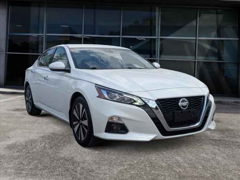 2022 Nissan Altima SL - Photo 1