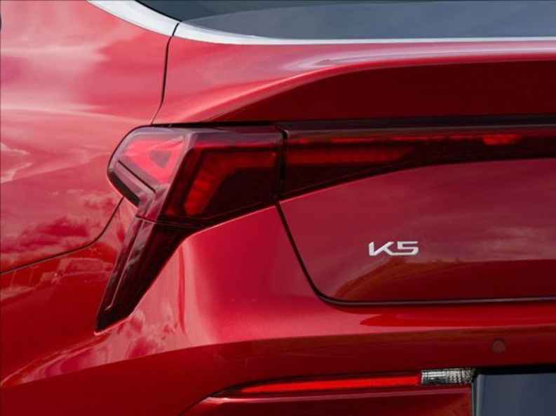 2025 Kia K5 GT-Line - Photo 11