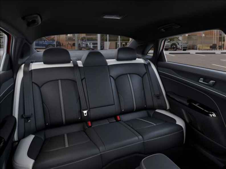 2025 Kia K5 GT-Line - Photo 16