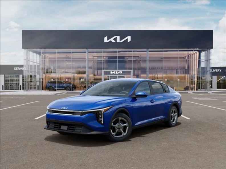2026 Kia K4 LXS AT's photo