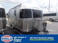 Used, 2014 Airstream Flying Cloud 19CB, Silver, DP53403-1