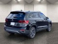 2023 Volkswagen Taos SE FWD, V320850, Photo 4
